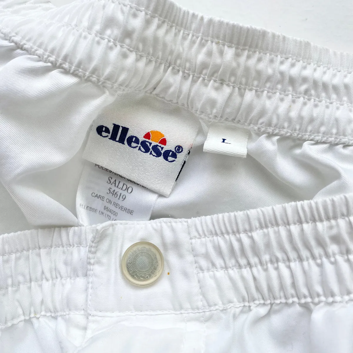 90s Ellesse Shorts (L)