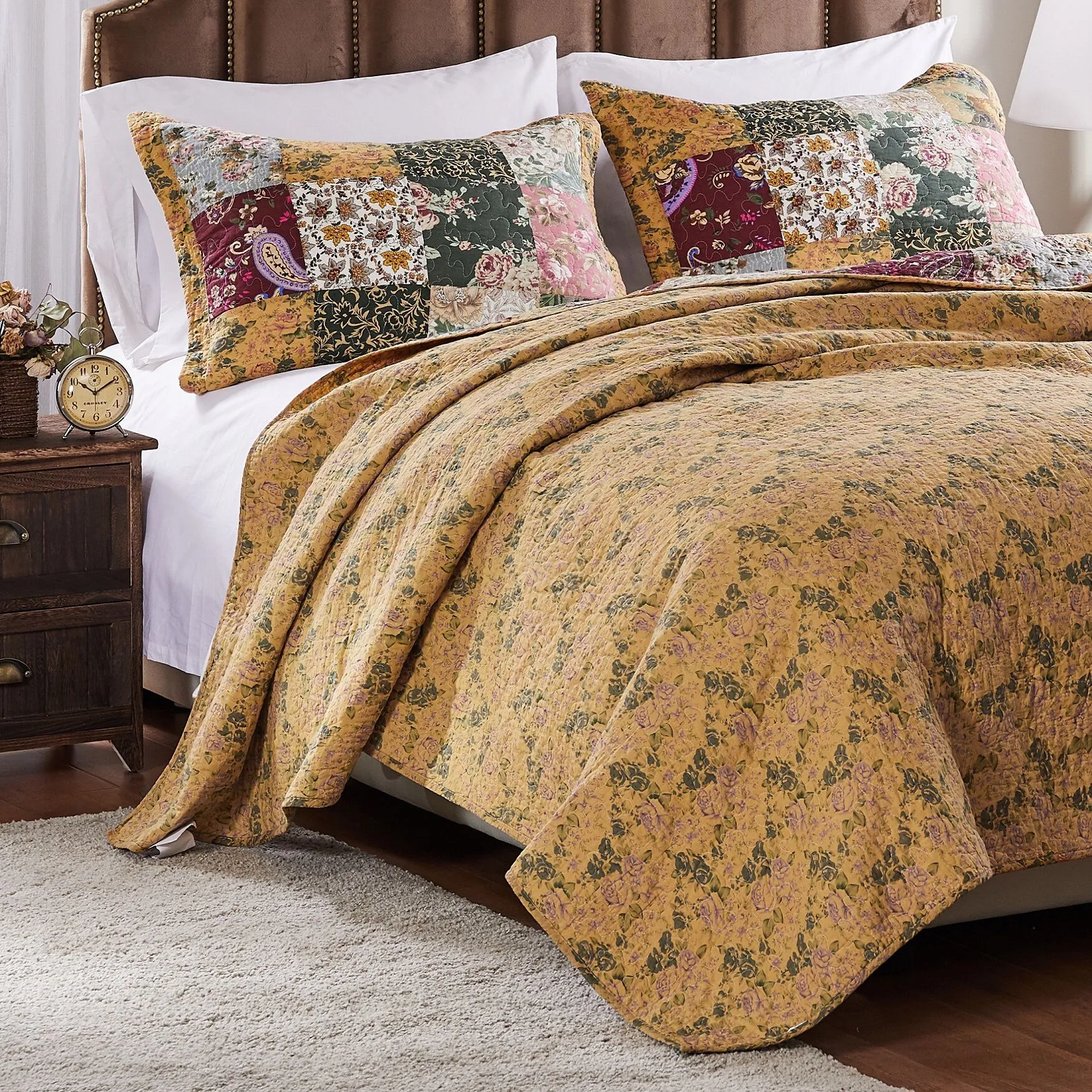 Antique Chic Quilt And Pillow Sham Set