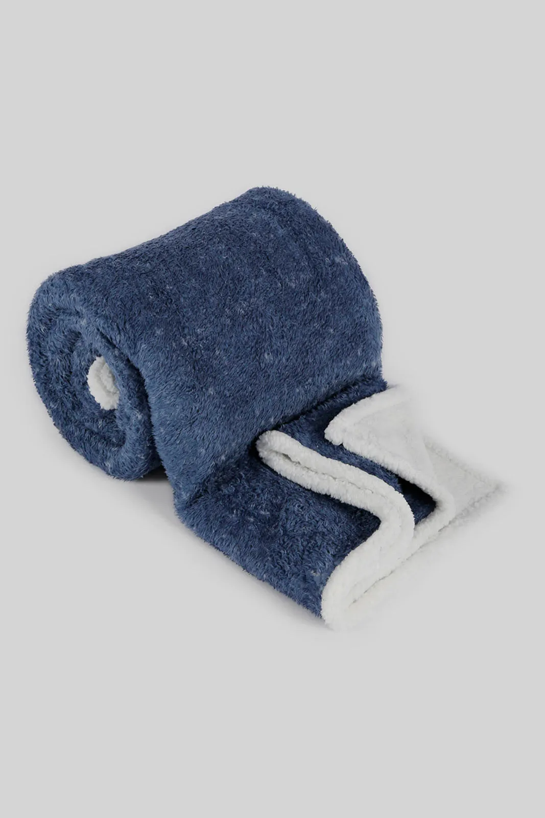 Blue And Ivory Reversible Fur Blanket (Double Size)