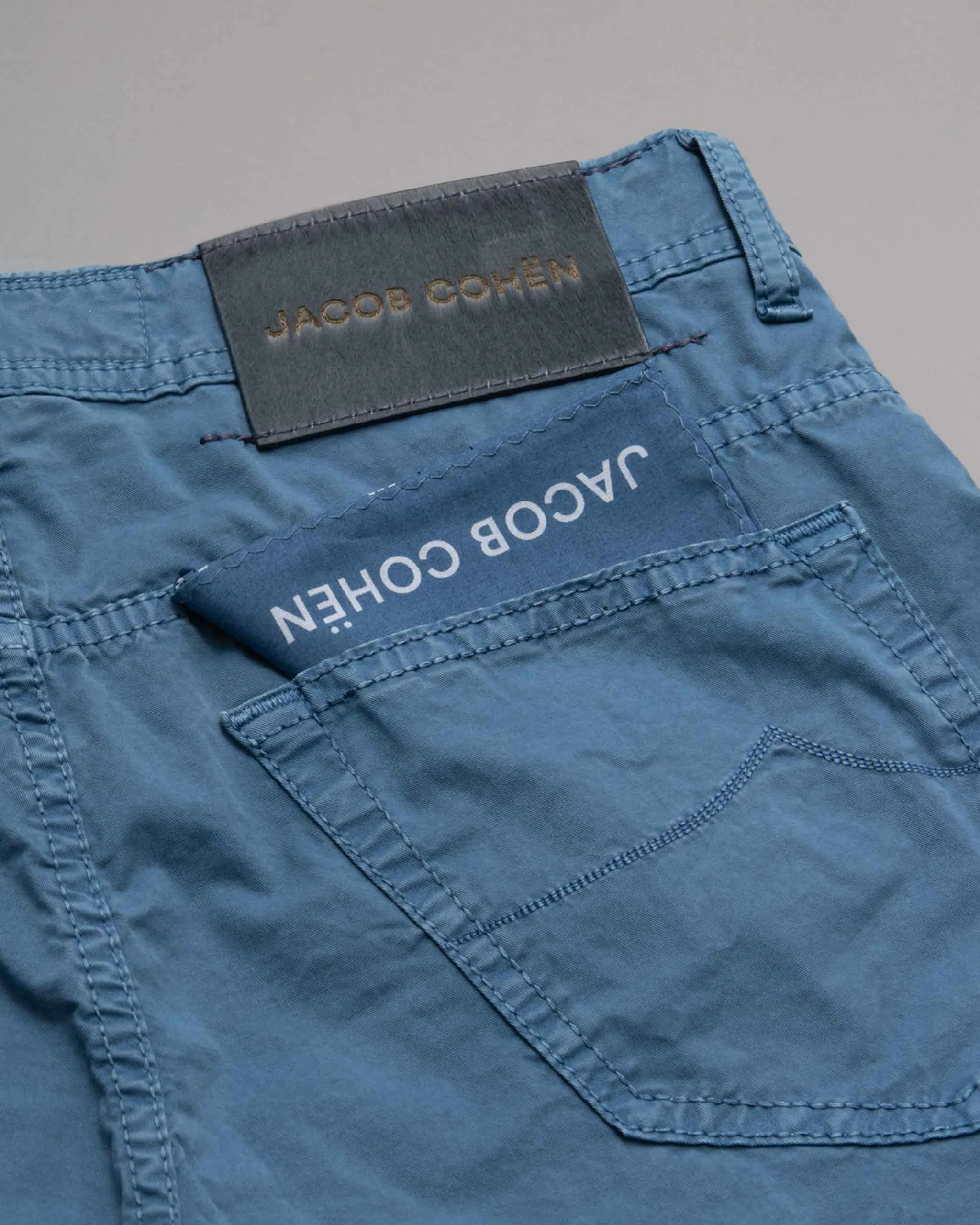 JACOB COHEN Bermuda Shorts