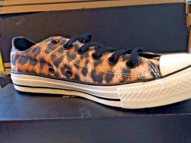 NEW Converse Leopard Print Chuck Taylor Lo Ox Black Mult...