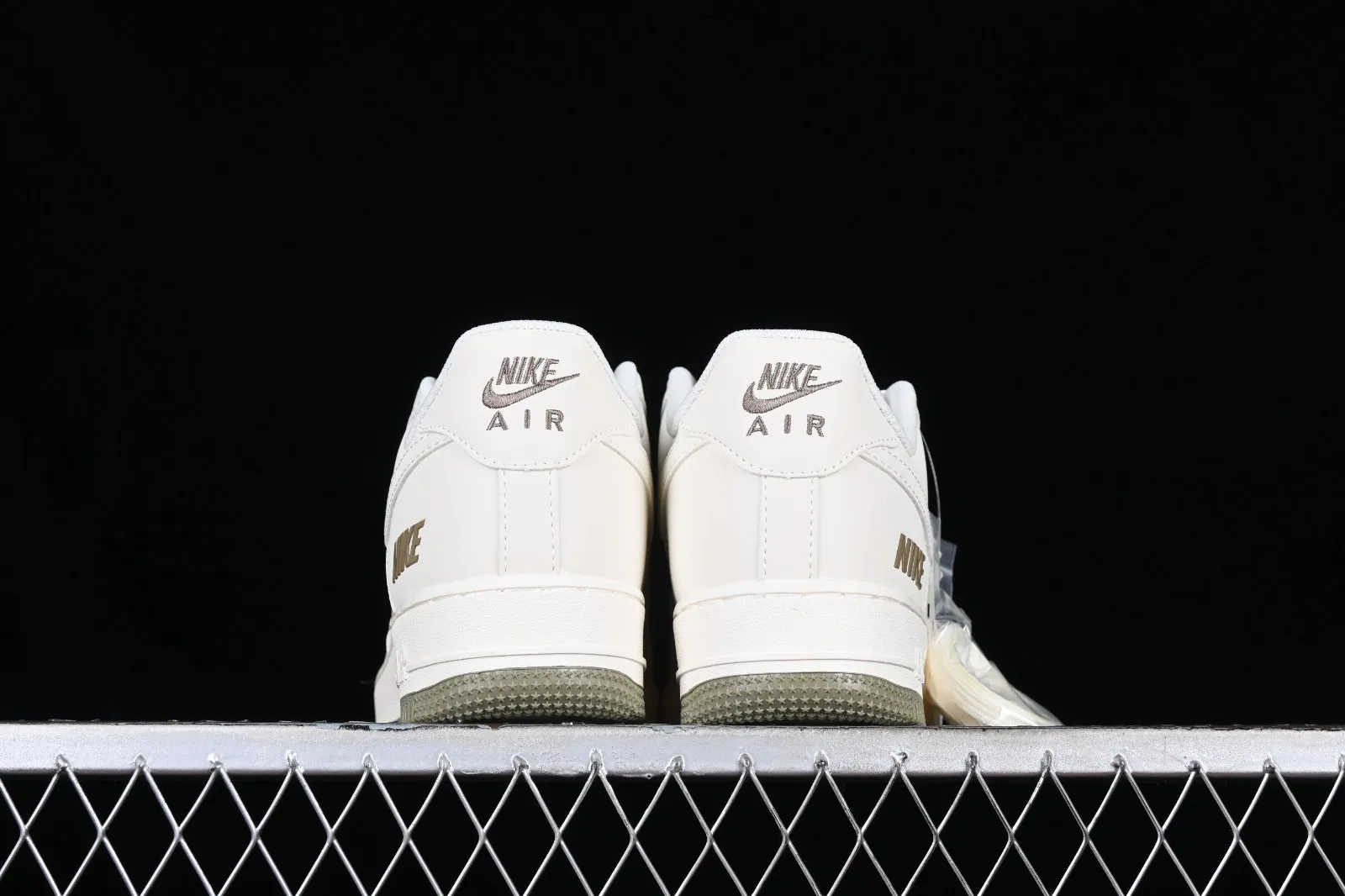 Nike Air Force 1 07 Low Off White Green TV2306-256