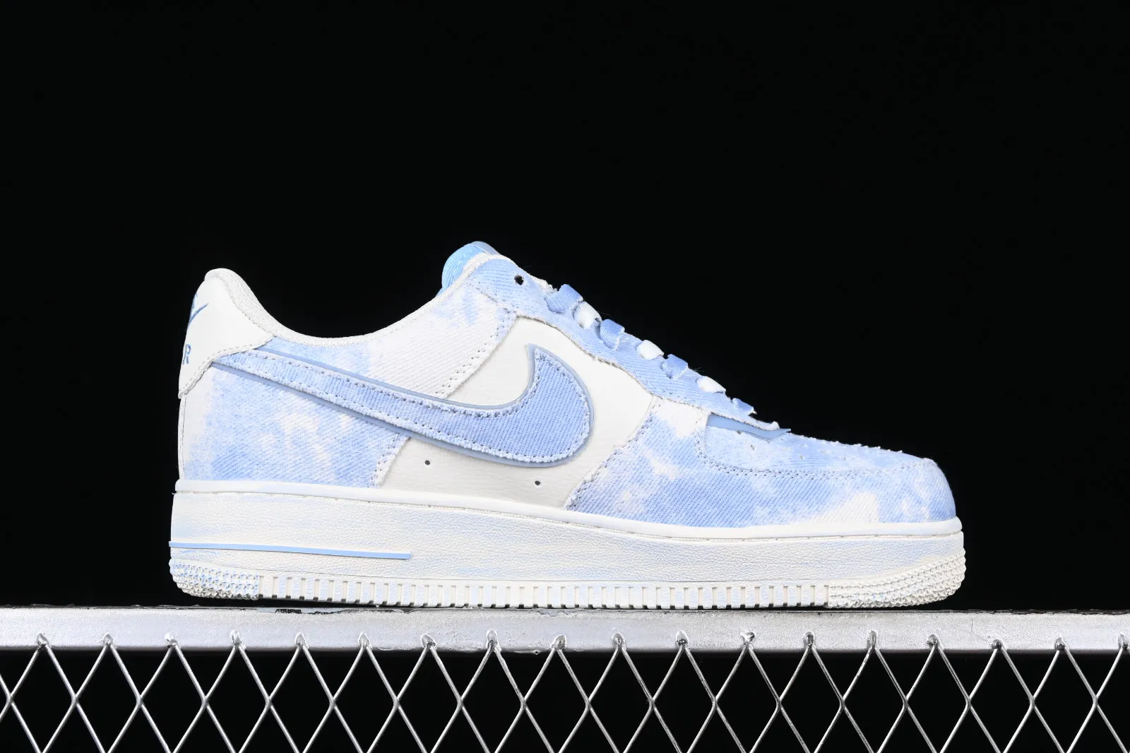 Nike Air Force 1 07 Low Peak Blue White FB0607-022