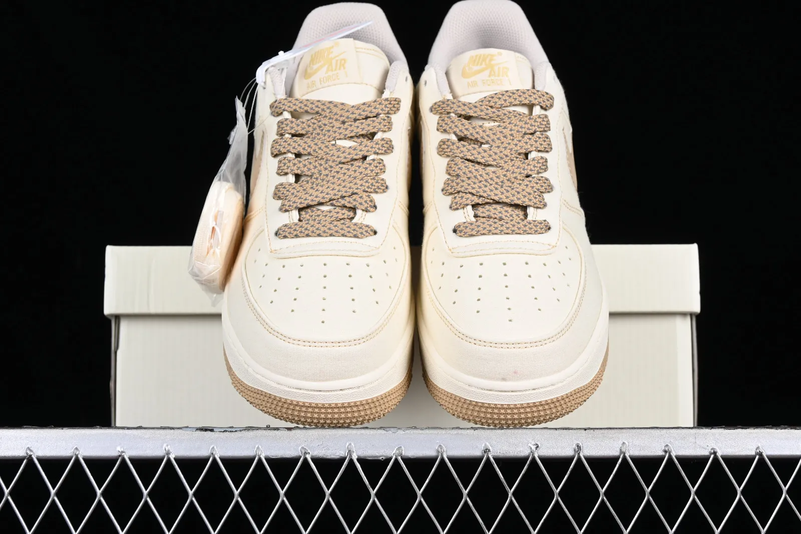 Nike Air Force 1 07 Low Rice White Yellow Sail TQ1456-211