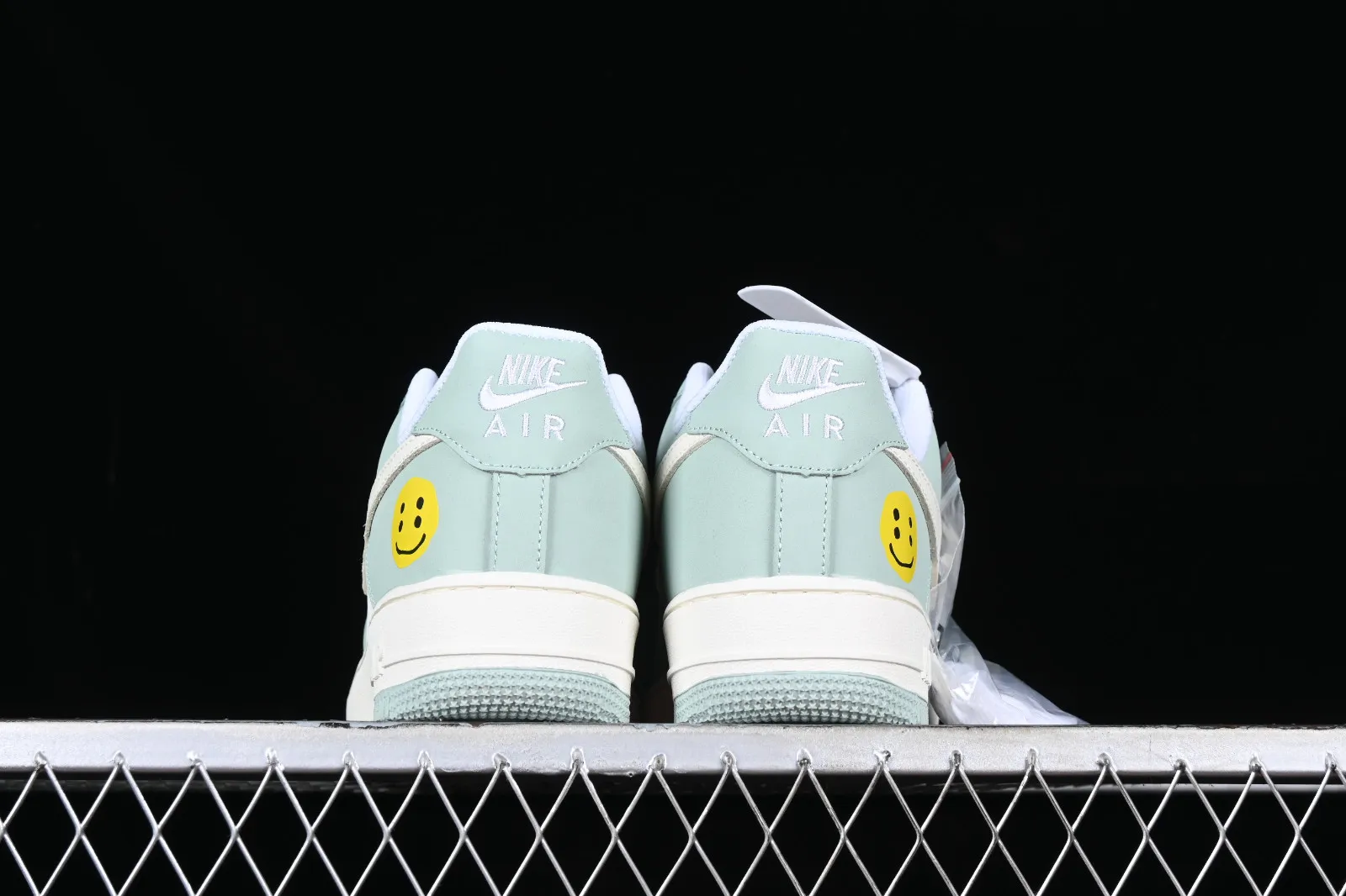 Nike Air Force 1 07 Low White Light Green Yellow BS9055-612