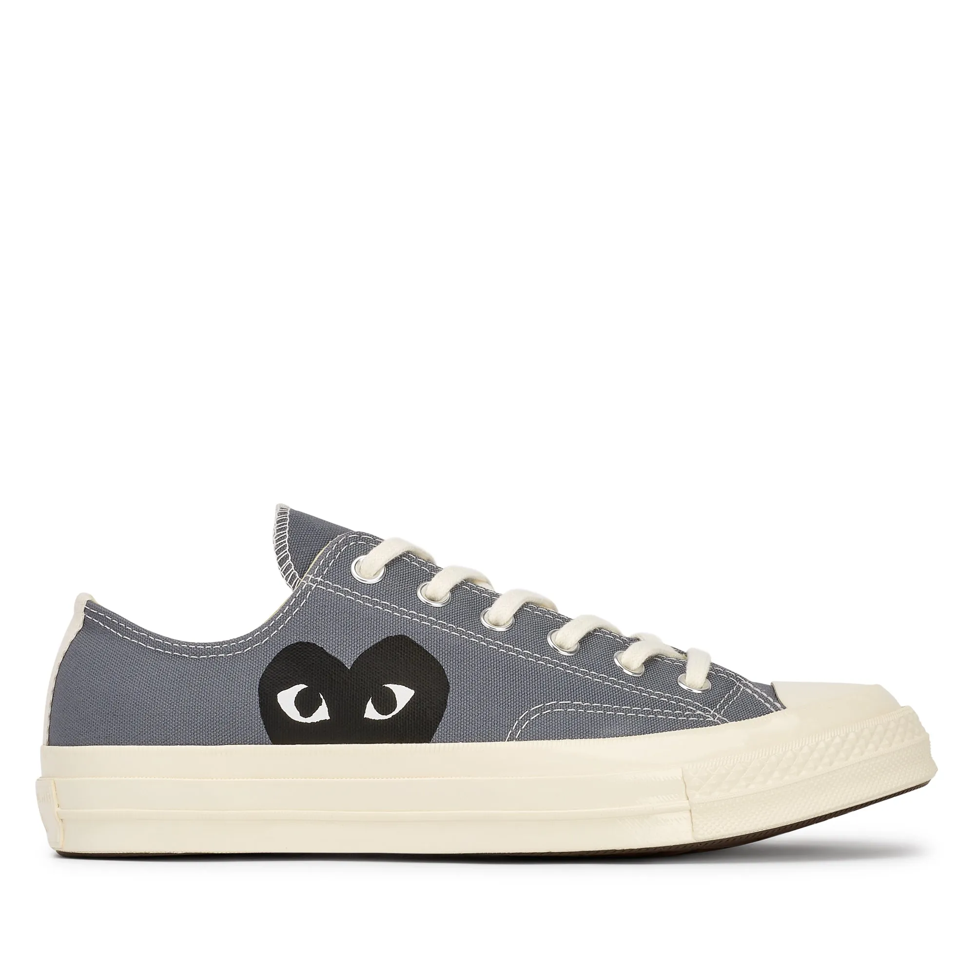 Play Converse Black Heart Chuck Taylor All Star ’70 Low Sneakers  Grey