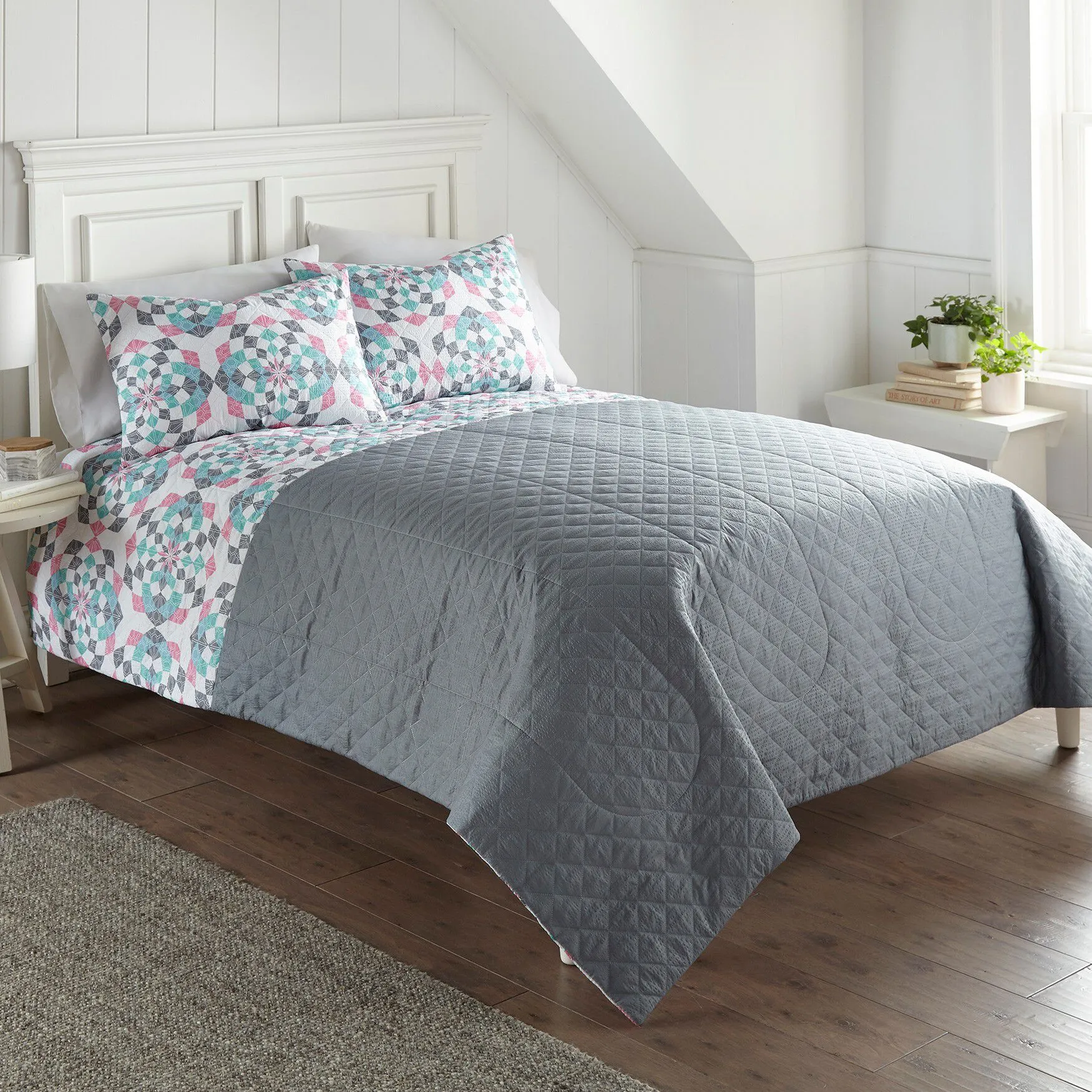 Seersucker Geo Design 6-in-1 Quilt Set