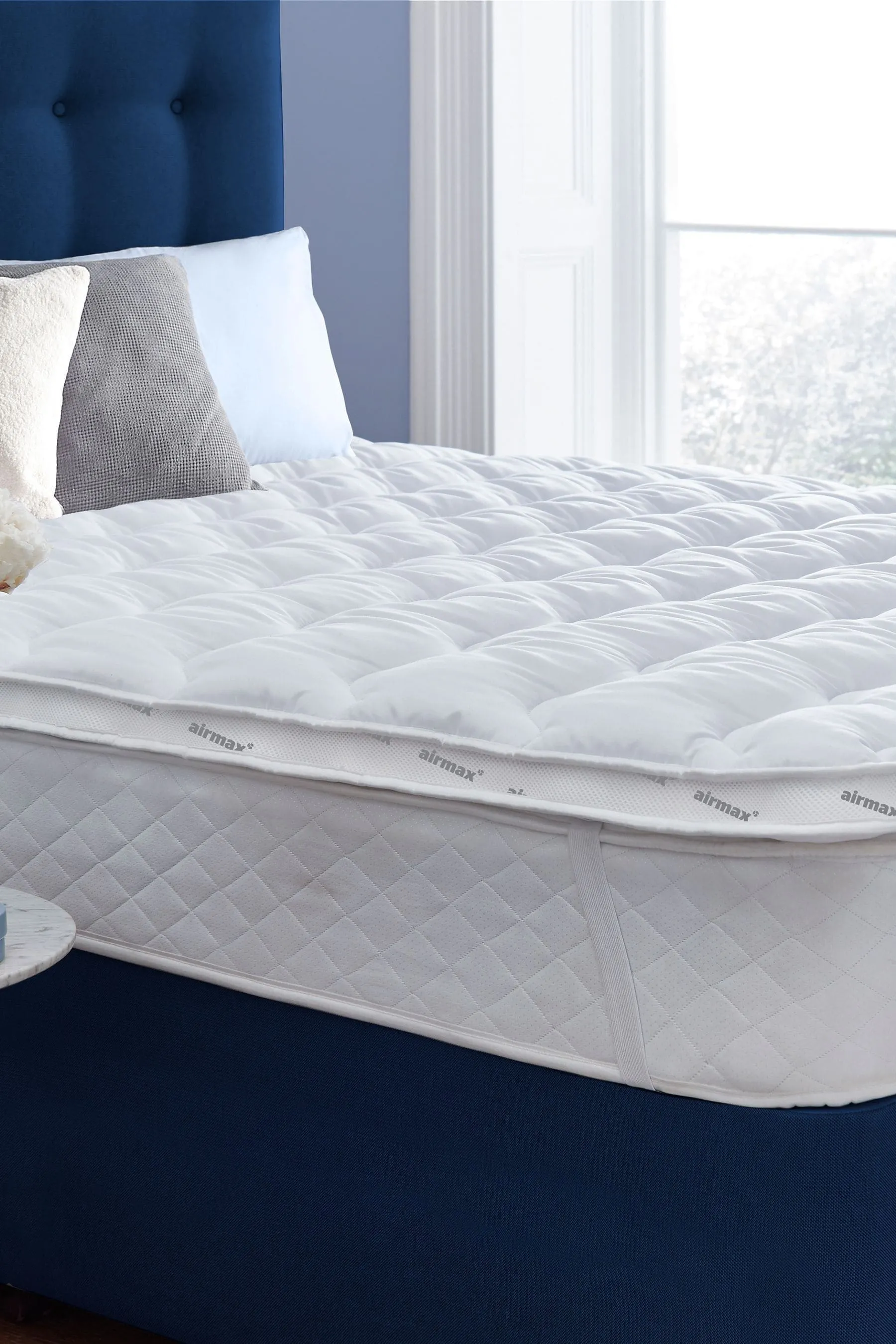 Silentnight White Airmax 500 5cm Mattress Topper