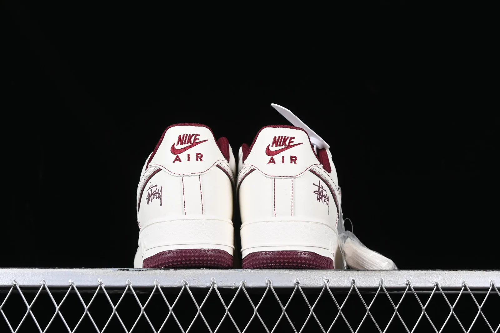 Stussy x Nike Air Force 1 Low Off White Dark Red UN1635-555