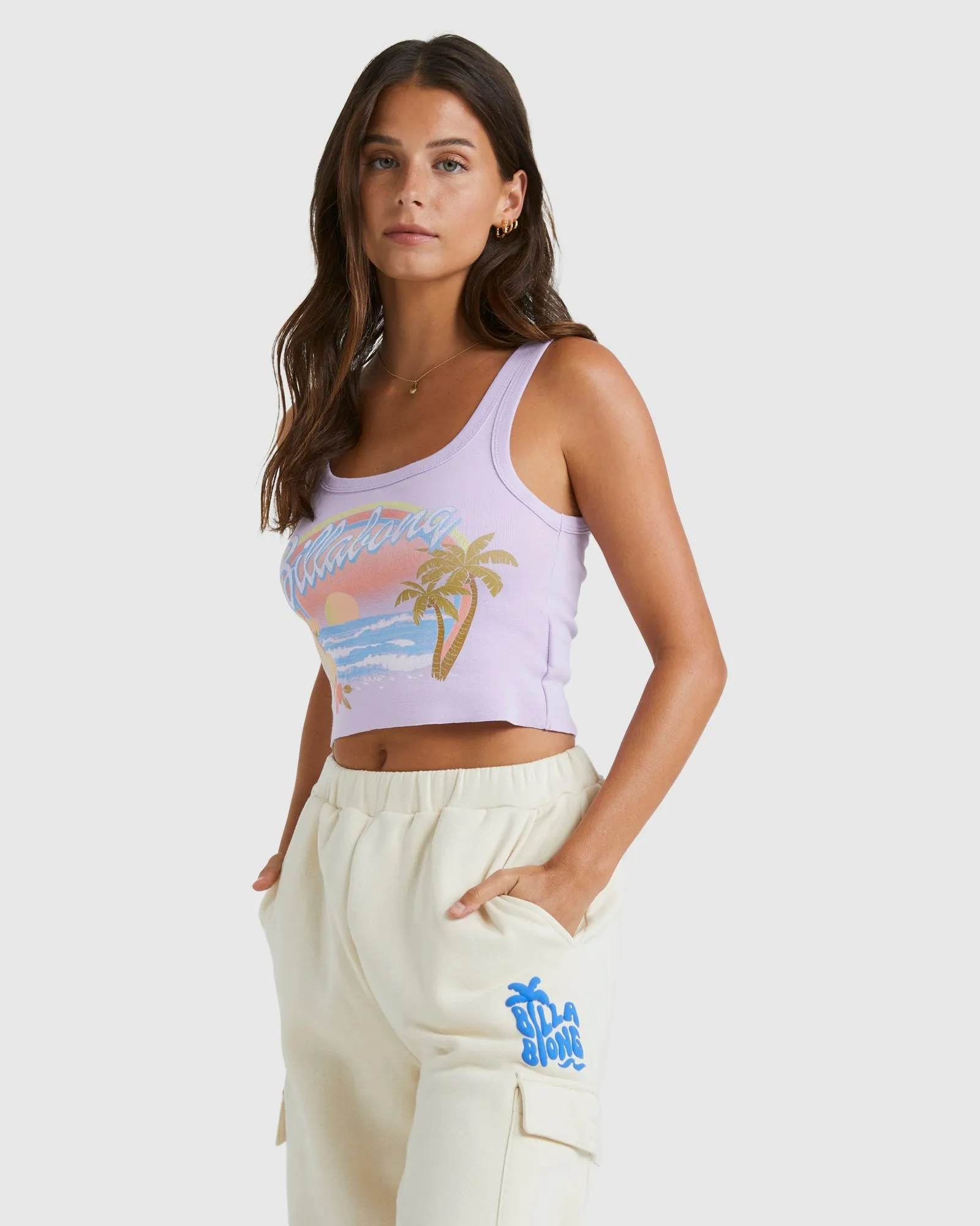 WILD WAVES TANK